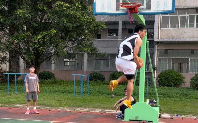 是坚守的动
